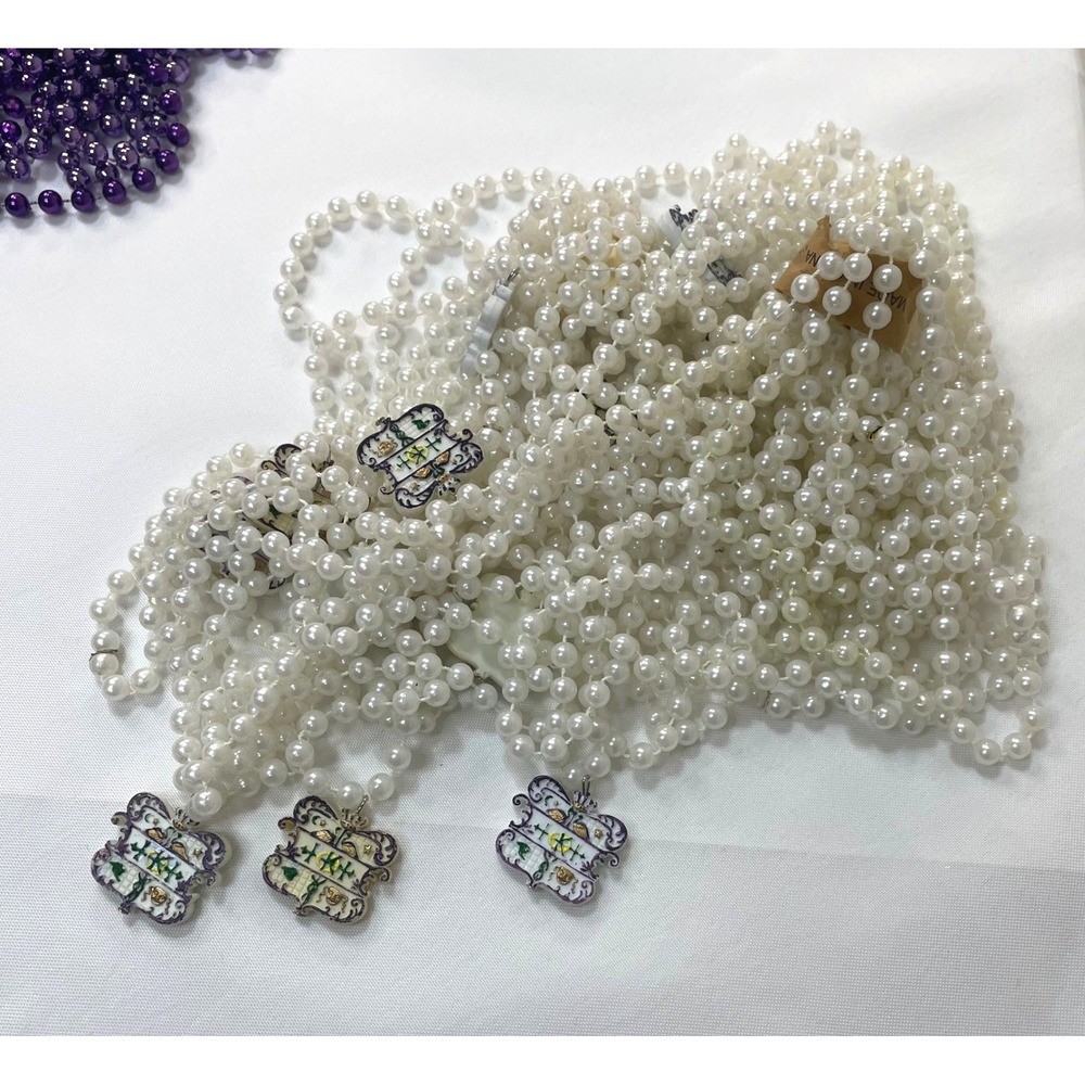 Bulk lot of 11 strands pearl beads, crown charm, jewelry making craft supplies - Picture 5 of 5